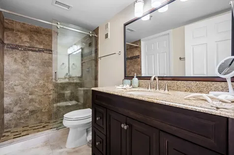 7290 Kinghurst Drive Delray Beach FL 33446