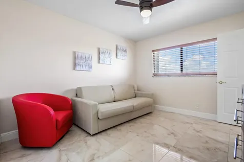 7290 Kinghurst Drive Delray Beach FL 33446