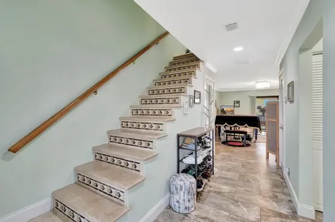 732 Ne 12th Terrace Boynton Beach FL 33435
