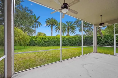 9819 Mantova Drive Lake Worth FL 33467