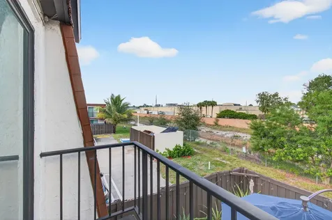 2140 White Pine Circle Greenacres FL 33415