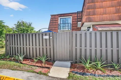 2140 White Pine Circle Greenacres FL 33415