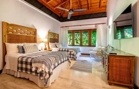 47 Las Canas I Casa de Campo DR 22000