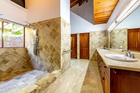47 Las Canas I Casa de Campo DR 22000