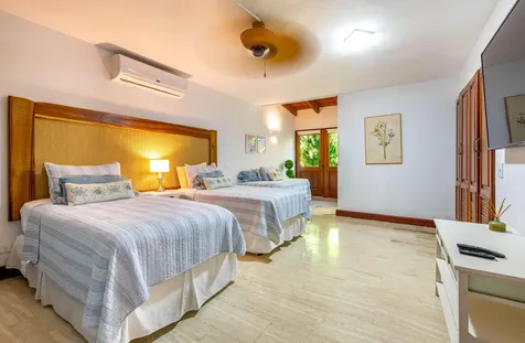 47 Las Canas I Casa de Campo DR 22000