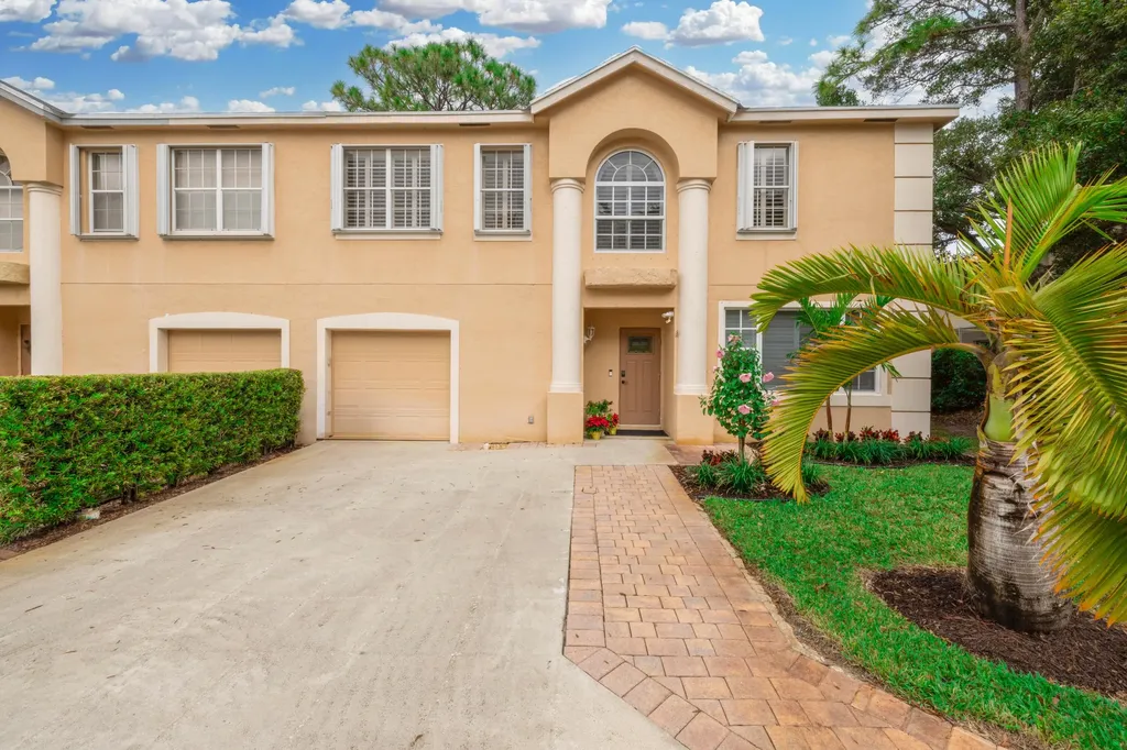 269 Live Oaks Lane Jupiter FL 33458