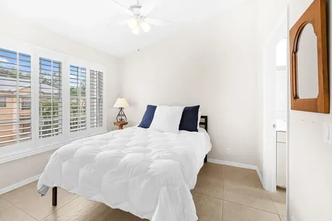 269 Live Oaks Lane Jupiter FL 33458
