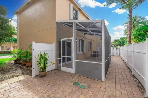 269 Live Oaks Lane Jupiter FL 33458