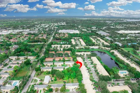 269 Live Oaks Lane Jupiter FL 33458