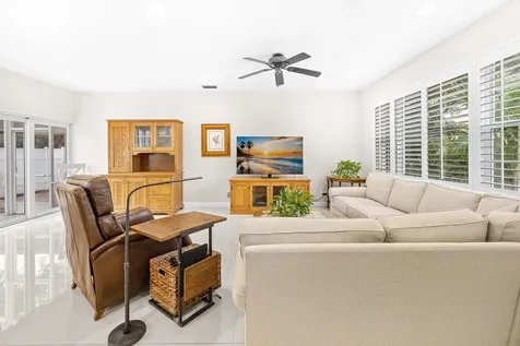 269 Live Oaks Lane Jupiter FL 33458