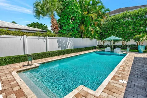 136 Worth Court West Palm Beach FL 33405