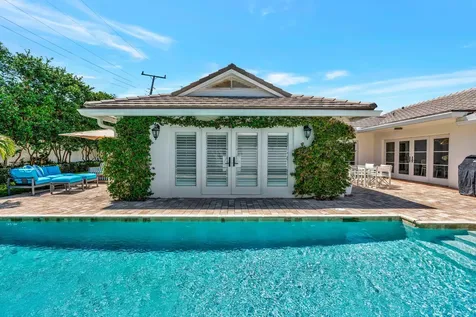 136 Worth Court West Palm Beach FL 33405