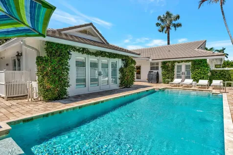 136 Worth Court West Palm Beach FL 33405