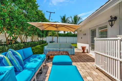 136 Worth Court West Palm Beach FL 33405