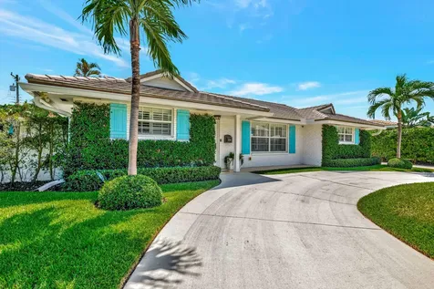 136 Worth Court West Palm Beach FL 33405