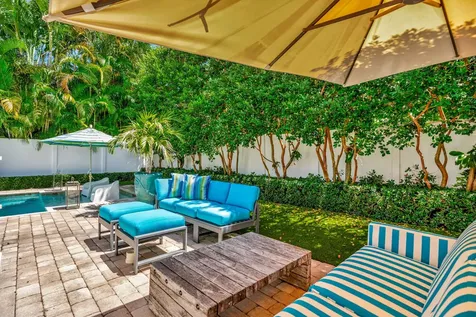 136 Worth Court West Palm Beach FL 33405