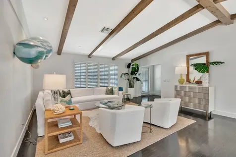 136 Worth Court West Palm Beach FL 33405