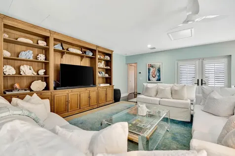136 Worth Court West Palm Beach FL 33405