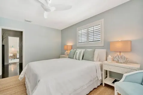 136 Worth Court West Palm Beach FL 33405