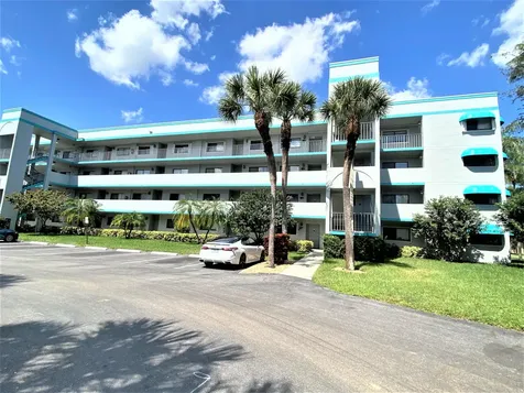 4725 Lucerne Lakes Boulevard Lake Worth FL 33467