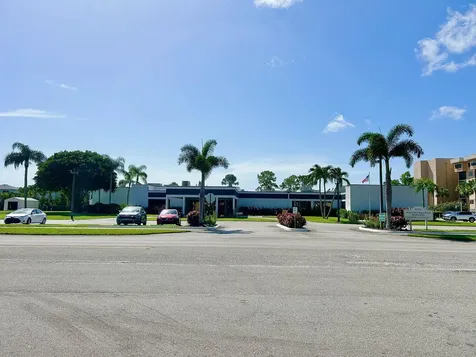 4725 Lucerne Lakes Boulevard Lake Worth FL 33467