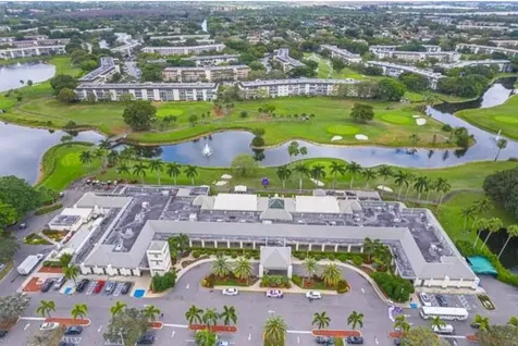 2702 Nassau Bend Coconut Creek FL 33066