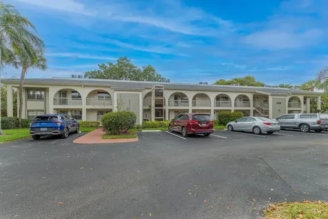 2702 Nassau Bend Coconut Creek FL 33066