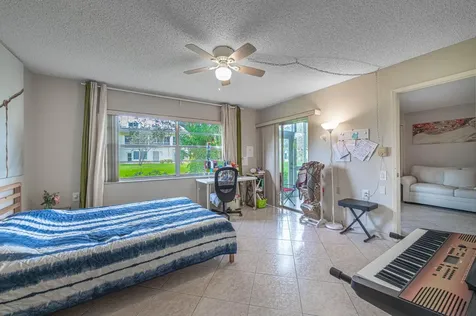 2702 Nassau Bend Coconut Creek FL 33066