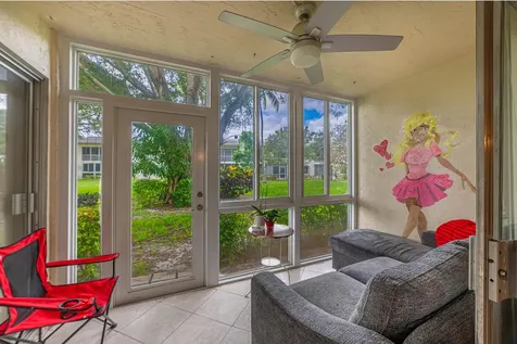 2702 Nassau Bend Coconut Creek FL 33066
