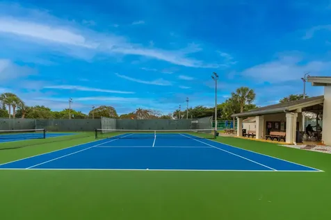 2702 Nassau Bend Coconut Creek FL 33066