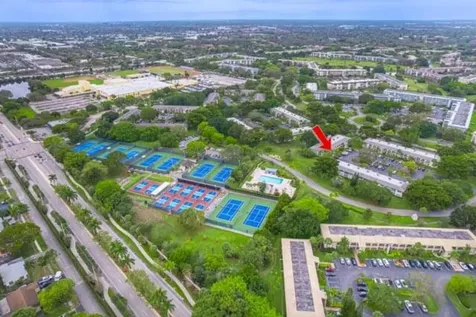2702 Nassau Bend Coconut Creek FL 33066