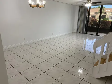 3961 Cocoplum Circle Coconut Creek FL 33063