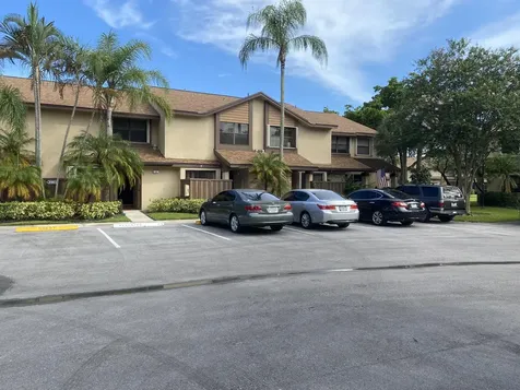 3961 Cocoplum Circle Coconut Creek FL 33063