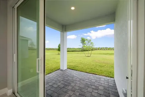 11278 Nw Blockbird Drive Port Saint Lucie FL 34987