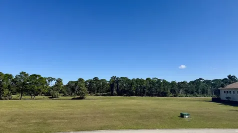 158 SE Rio Angelica Port Saint Lucie FL 34984