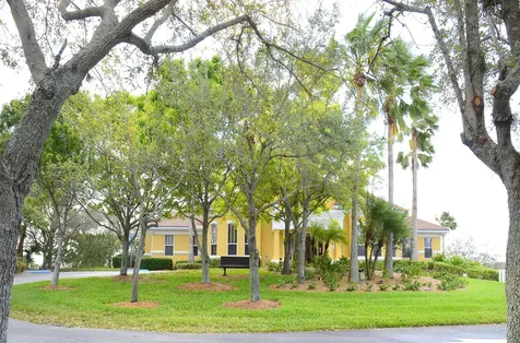 5050 Fairways Circle Vero Beach FL 32967