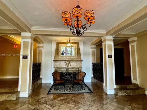 536 14th Street Miami Beach FL 33139