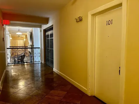 536 14th Street Miami Beach FL 33139