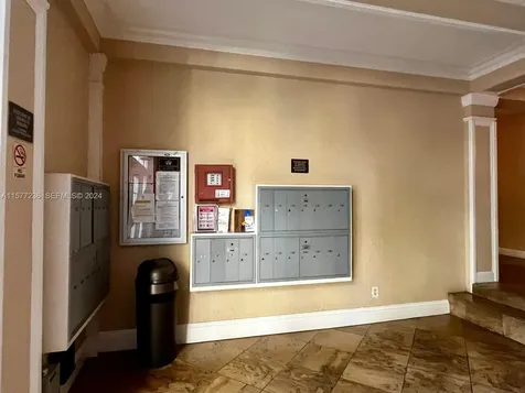 536 14th Street Miami Beach FL 33139