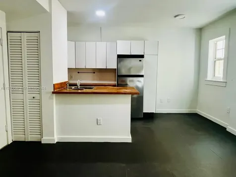 536 14th Street Miami Beach FL 33139