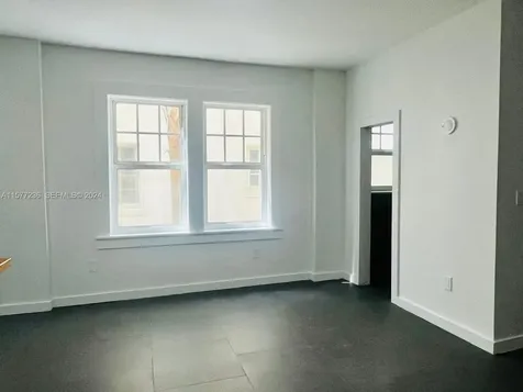 536 14th Street Miami Beach FL 33139