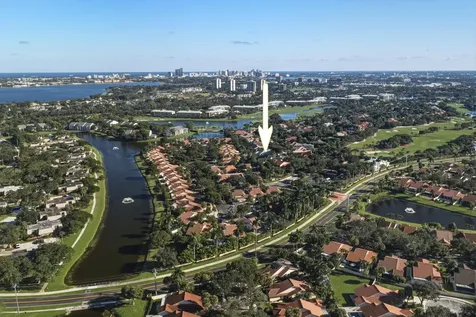 2760 Tecumseh Drive West Palm Beach FL 33409