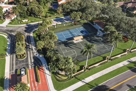 2760 Tecumseh Drive West Palm Beach FL 33409