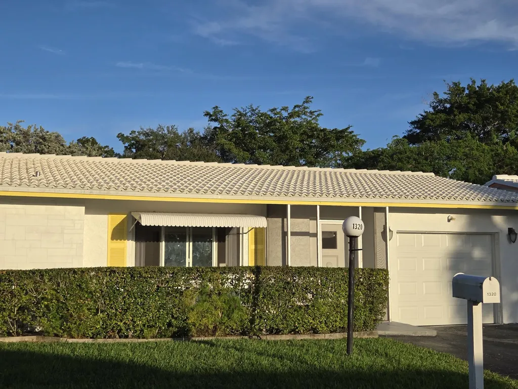 1320 NW 82nd Avenue Plantation FL 33322