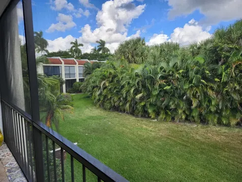 1707 Consulate Place West Palm Beach FL 33401