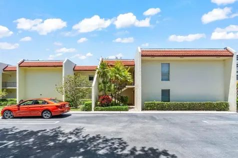 1707 Consulate Place West Palm Beach FL 33401