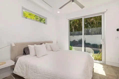 711 Ardmore Road West Palm Beach FL 33401