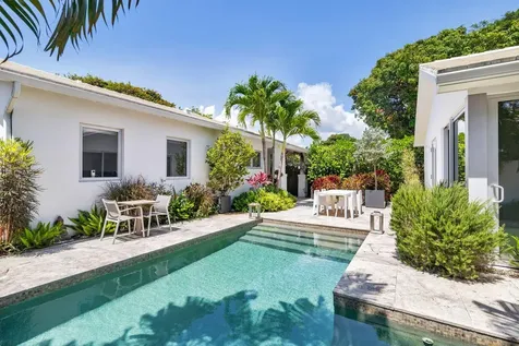 711 Ardmore Road West Palm Beach FL 33401