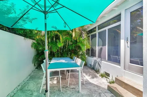 711 Ardmore Road West Palm Beach FL 33401