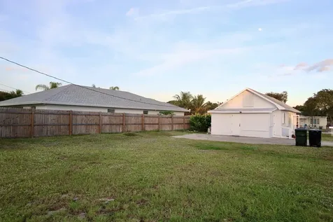 601 N B Street Lake Worth Beach FL 33460